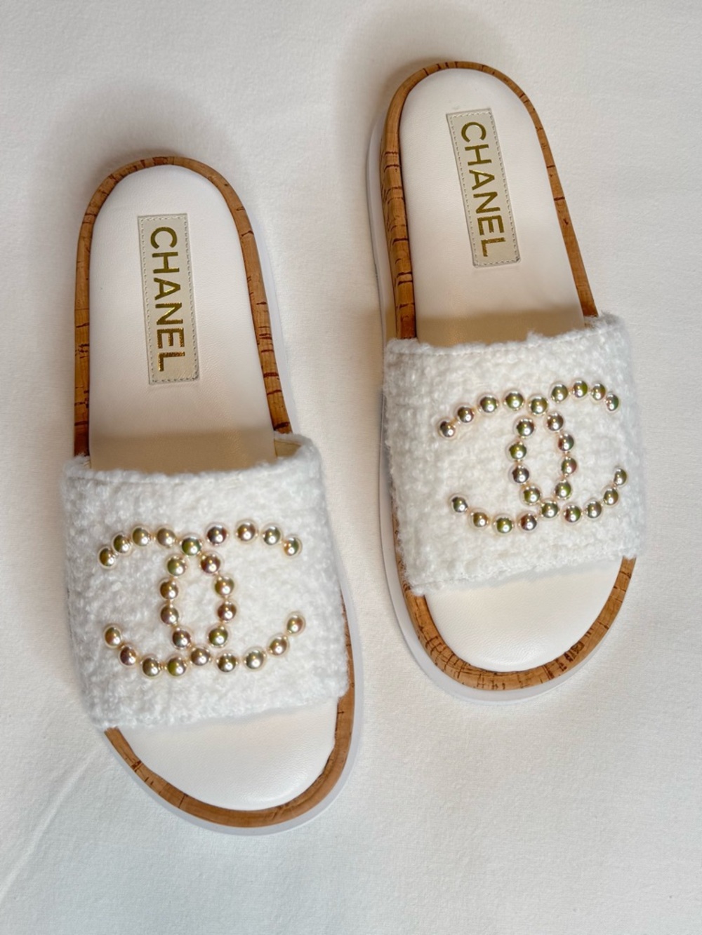 Chanel White Fabric Pearl Cork CC Slip On Slides Shearling Sandals Authentic 37